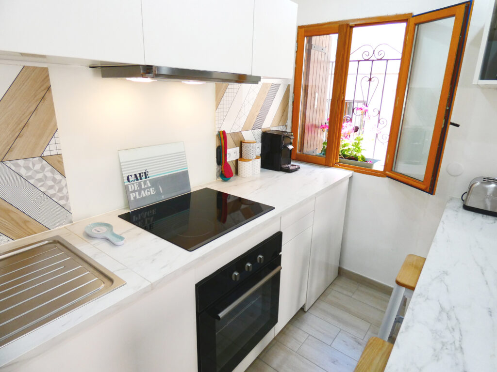 Le Pouffre : Location vacances maison de pêcheurs du 19ᵉ siècle à Sète : cuisine