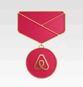 Suivez nous sur Instagram @lepouffre_lepiade Le Pouffre & Le Piade, AirBnB superhote, Sète, France